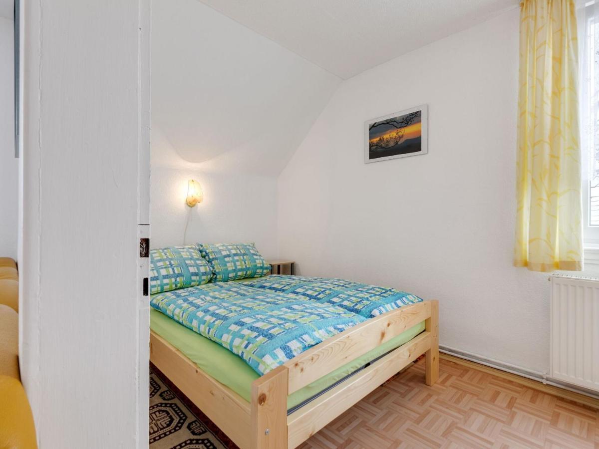 Cozy Apartment In Altenfeld With Garden Экстерьер фото